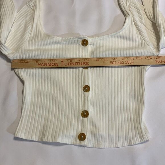 Heart & Hips Size Large Cropped long sleeve top - Picture 4 of 7